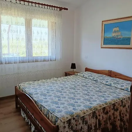 Luisa E בית נופש וילסימיוס